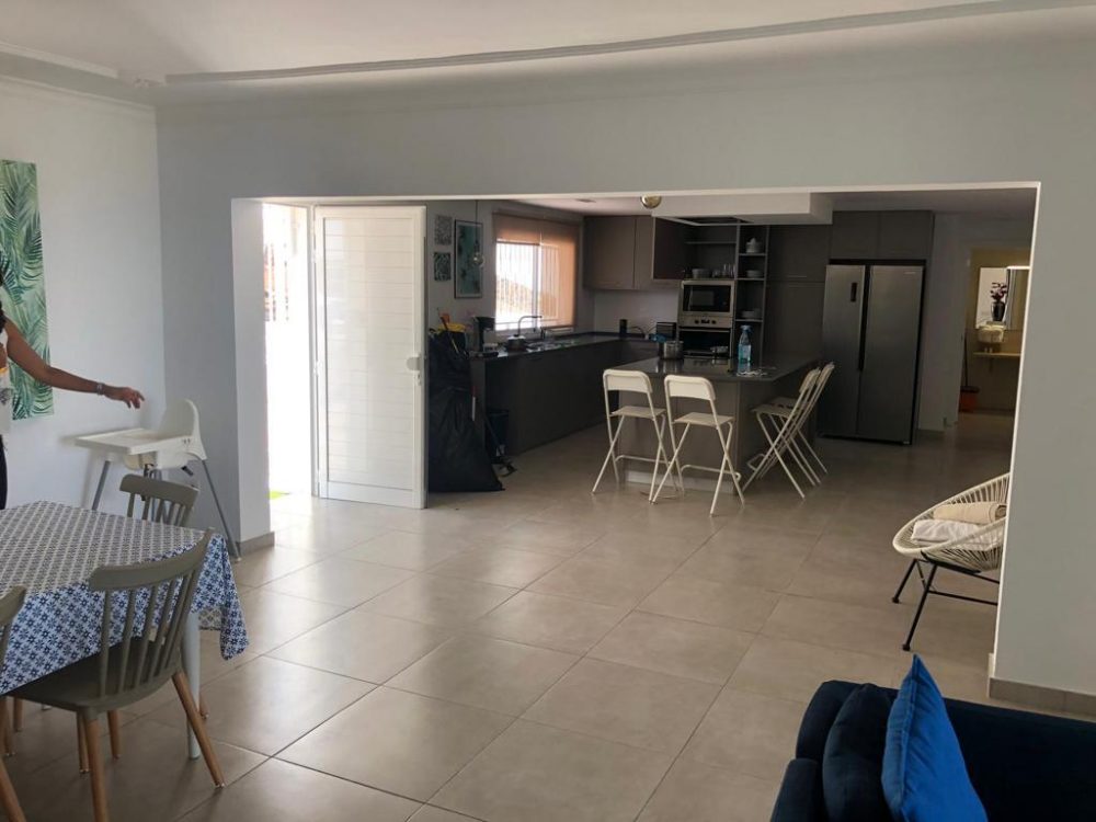 4D374EB8-7608-4F9A-B025-6DA6628F88C7