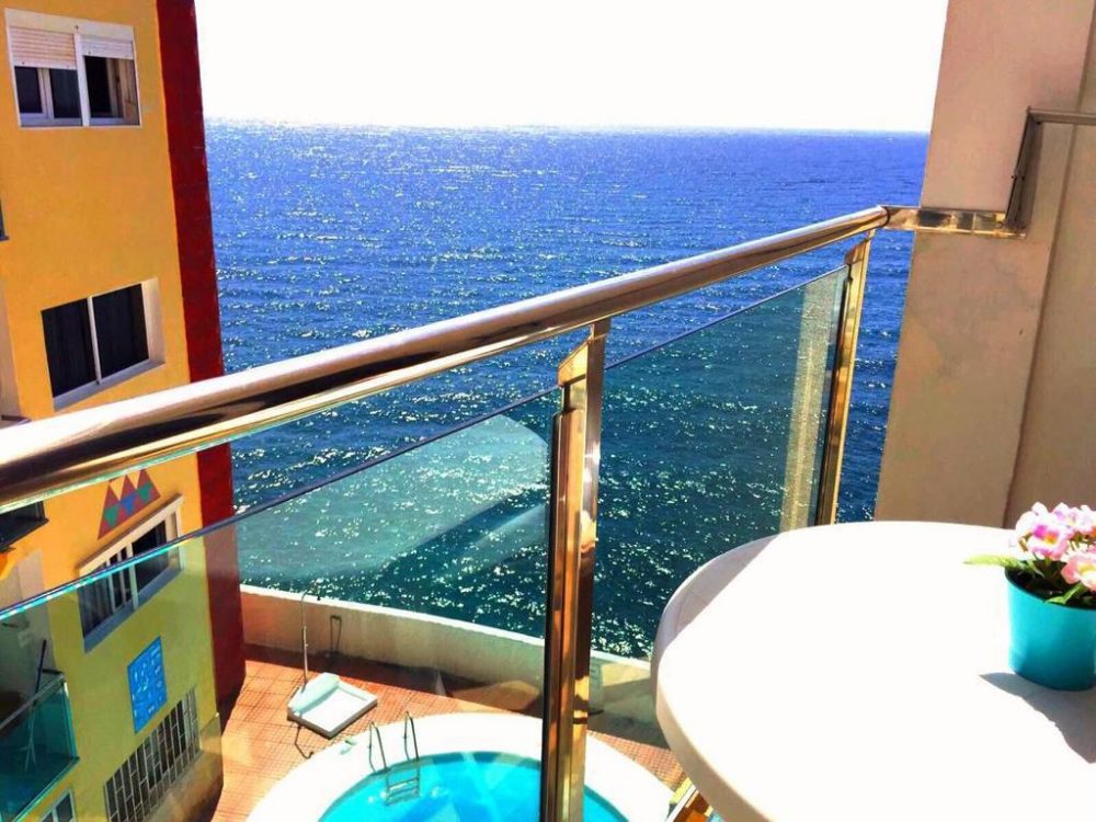 5BE8D392-5720-4D86-A81B-4015802866E1