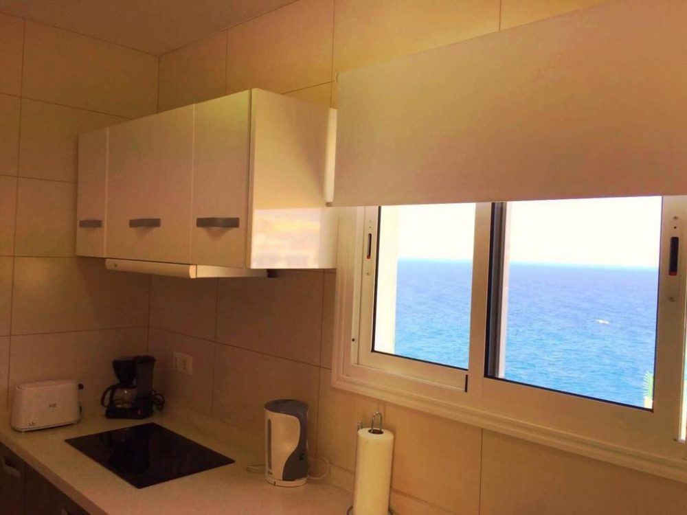 676BFC3C-C404-485F-ABEF-009468B3B5EB