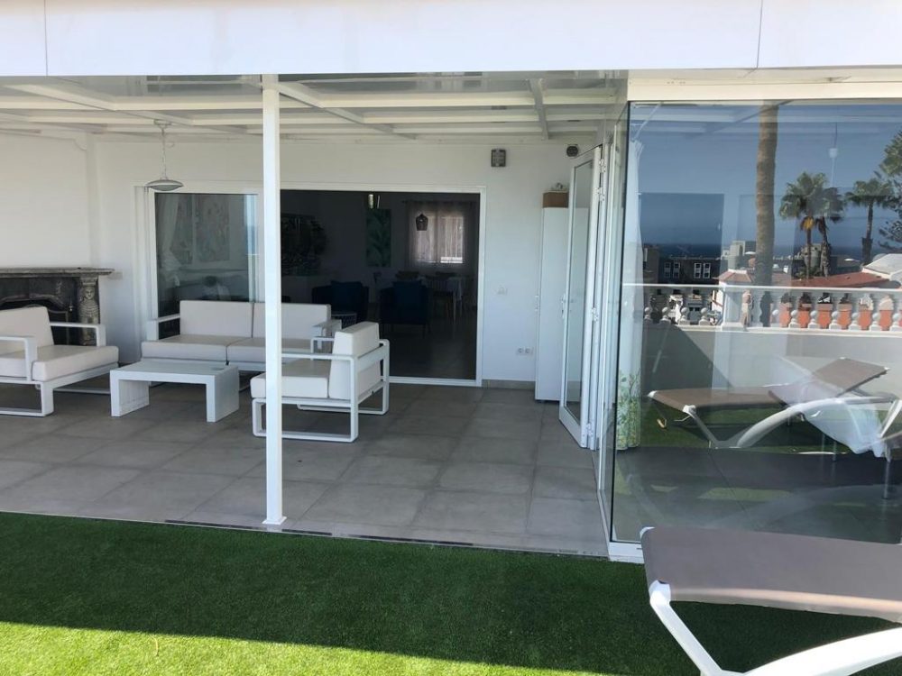 72A0A70F-6A88-4556-906B-8EAB98DFB1FF