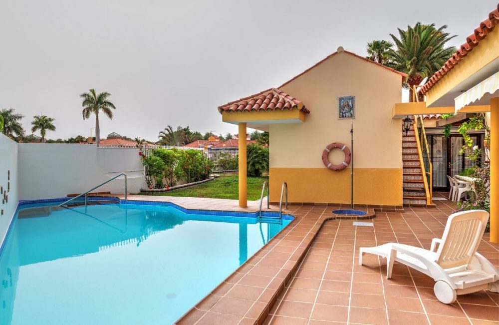 74923198-691E-4EC7-BFF8-B1FACDC8304B