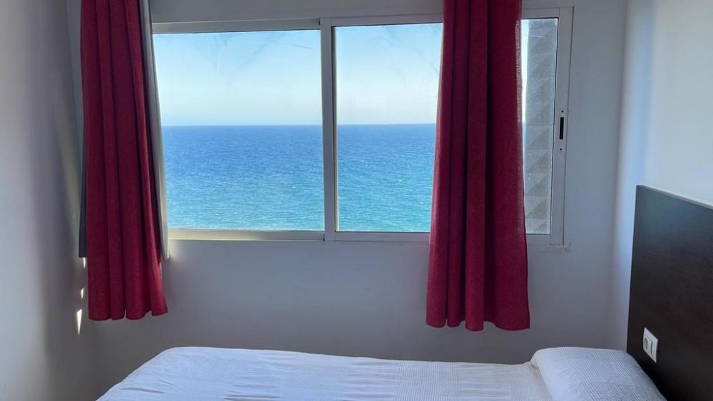 7E206400-E576-492F-9727-950D08E6CEDB