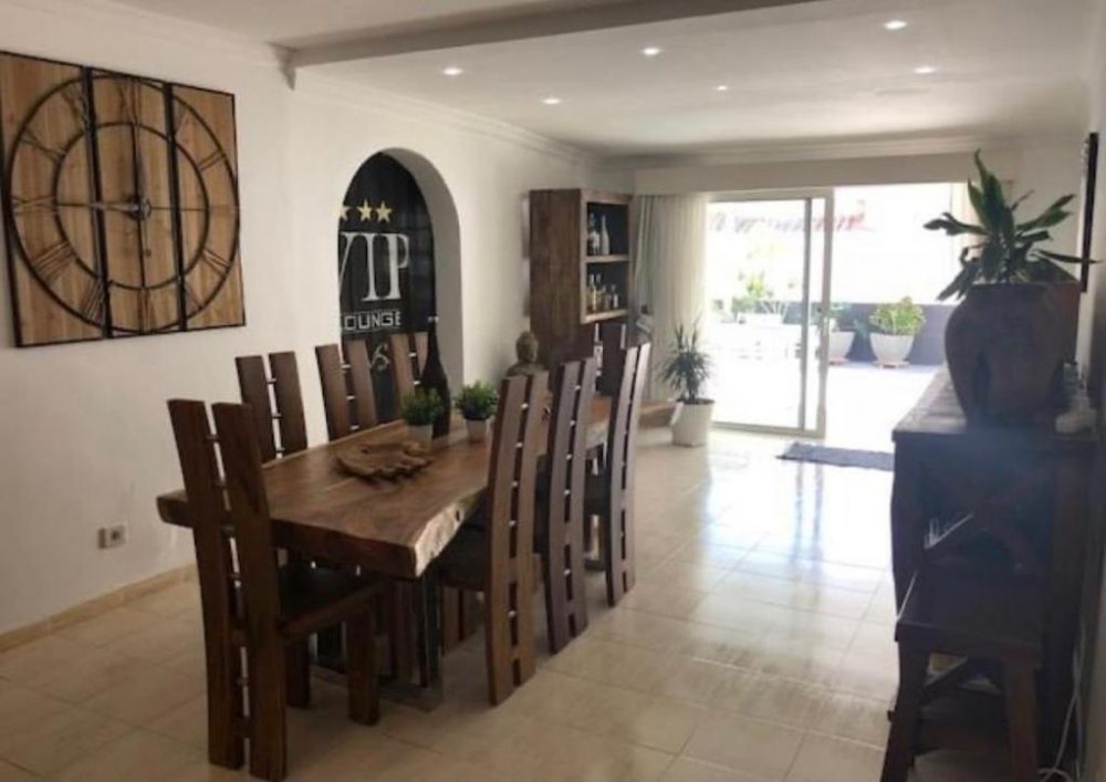 A6D73FBF-74A7-45D0-907B-437B95C9E0F4-1