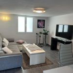 D19ED9E9-363E-4D8B-990F-9C7D7882B647