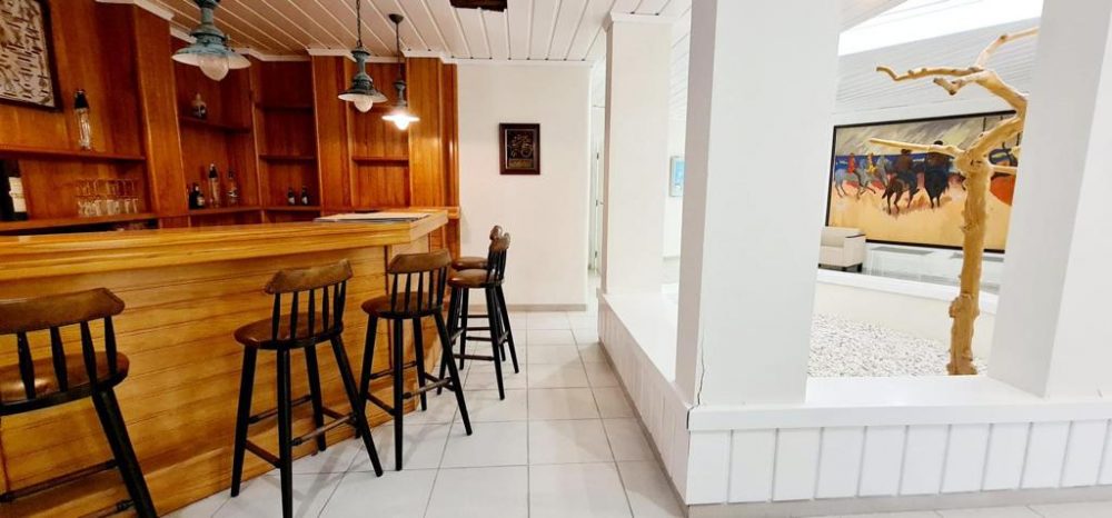 DE04BA86-45A2-4604-972F-76A04529DD52