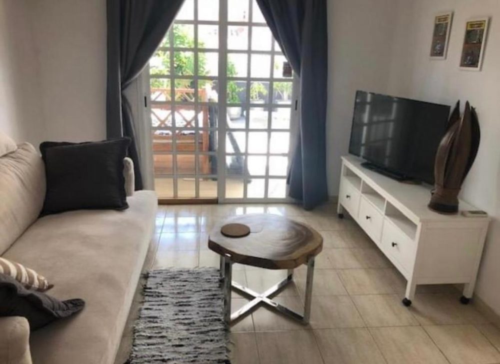 ECFCE550-E35B-48F4-A04A-6CAE914FC081-1