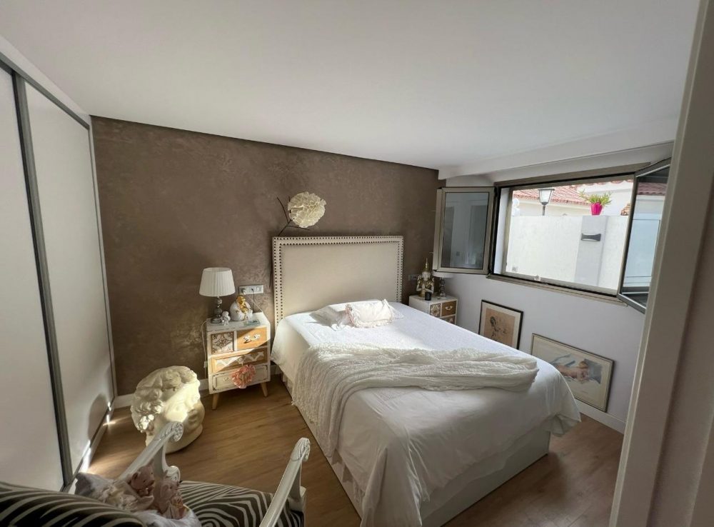 PHOTO-2024-10-01-18-27-01