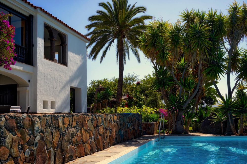 PHOTO-2024-10-03-23-01-34