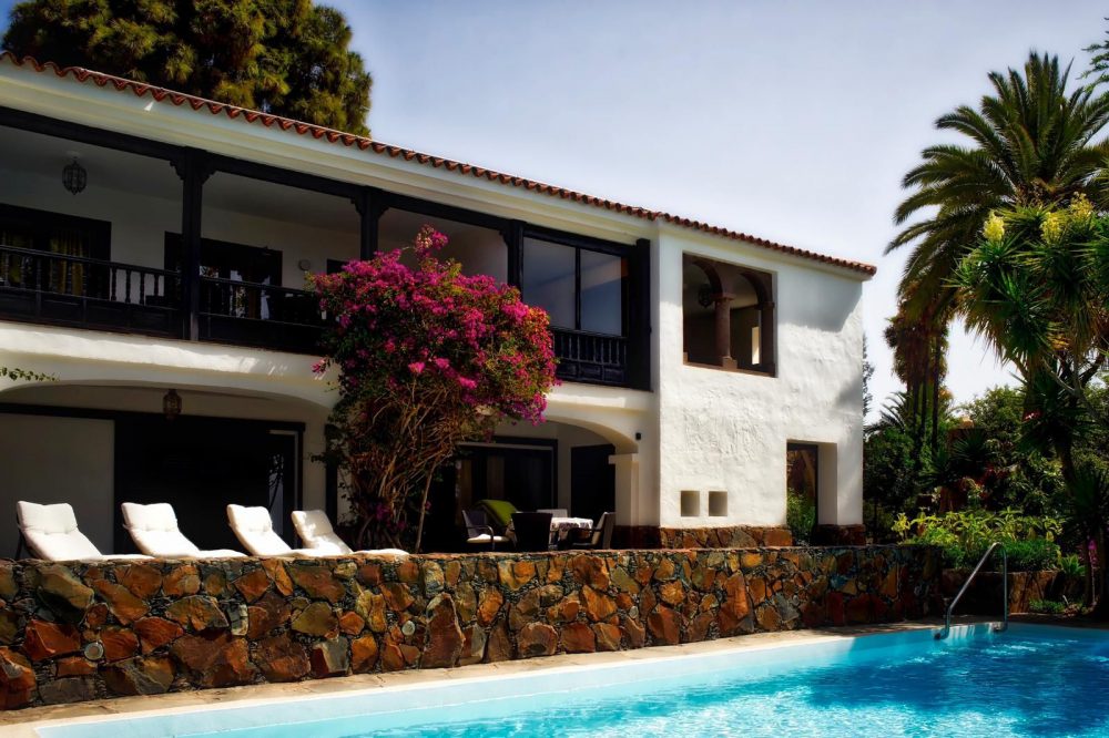 PHOTO-2024-10-03-23-01-35_5-1