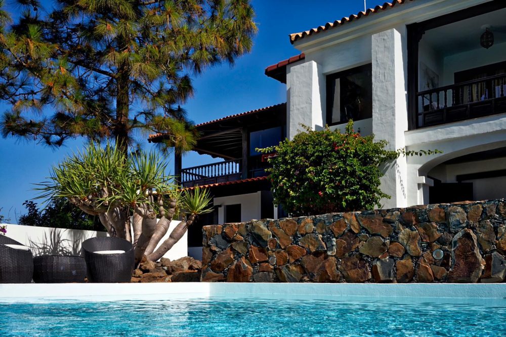 PHOTO-2024-10-03-23-01-37